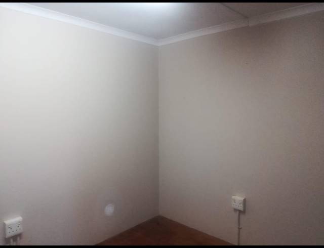 M² SMALLHOLDING TO LET IN RAMSGATE